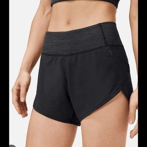 Outdoor Voices Hudson shorts xs